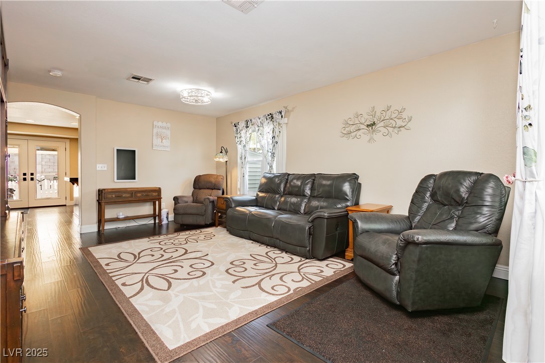 977 Trackers Glen Avenue, Henderson, Nevada image 5
