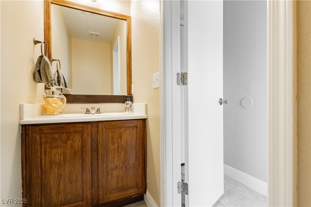 977 Trackers Glen Avenue, Henderson, Nevada image 12