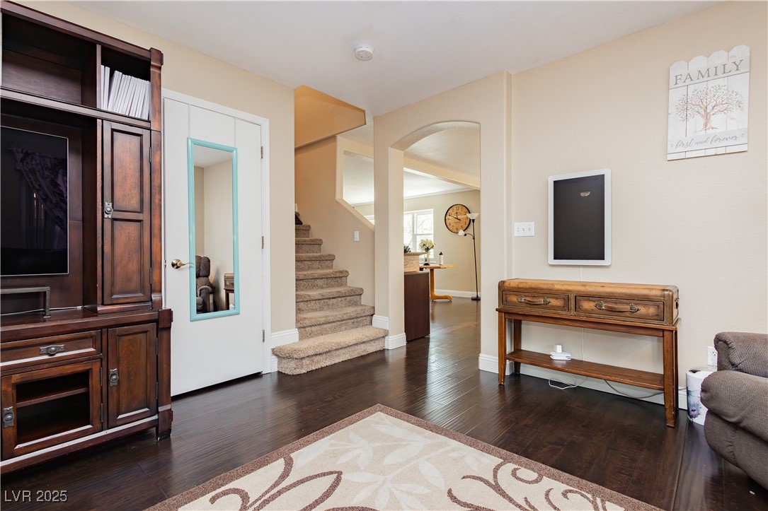 977 Trackers Glen Avenue, Henderson, Nevada image 7