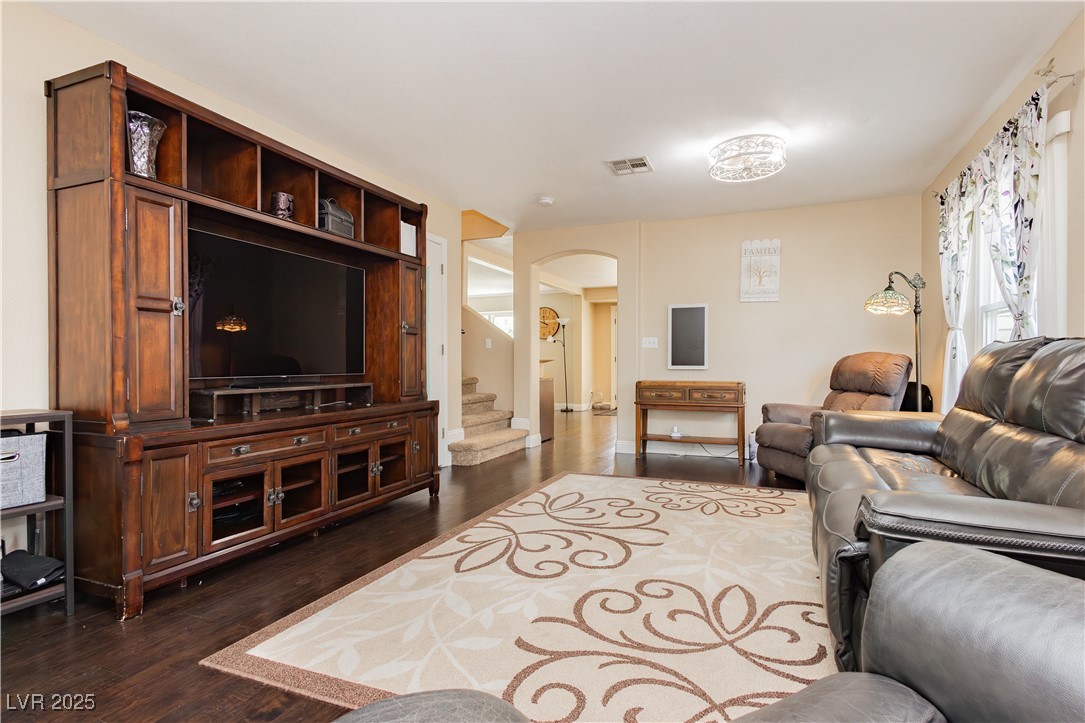 977 Trackers Glen Avenue, Henderson, Nevada image 6