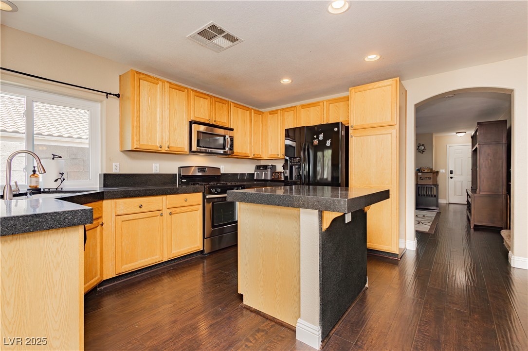 977 Trackers Glen Avenue, Henderson, Nevada image 11
