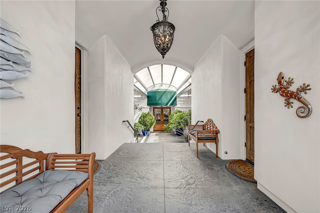 842 Lime Rock Road