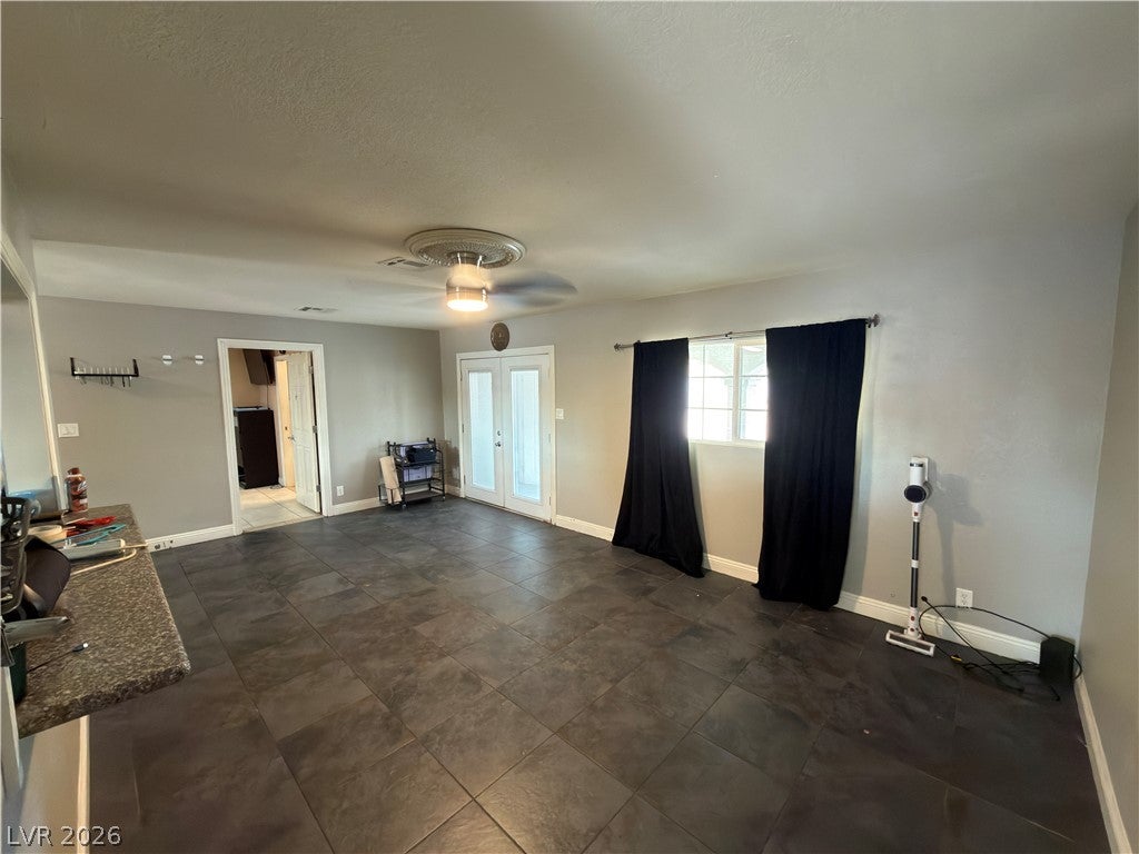 1025 Villa Circle