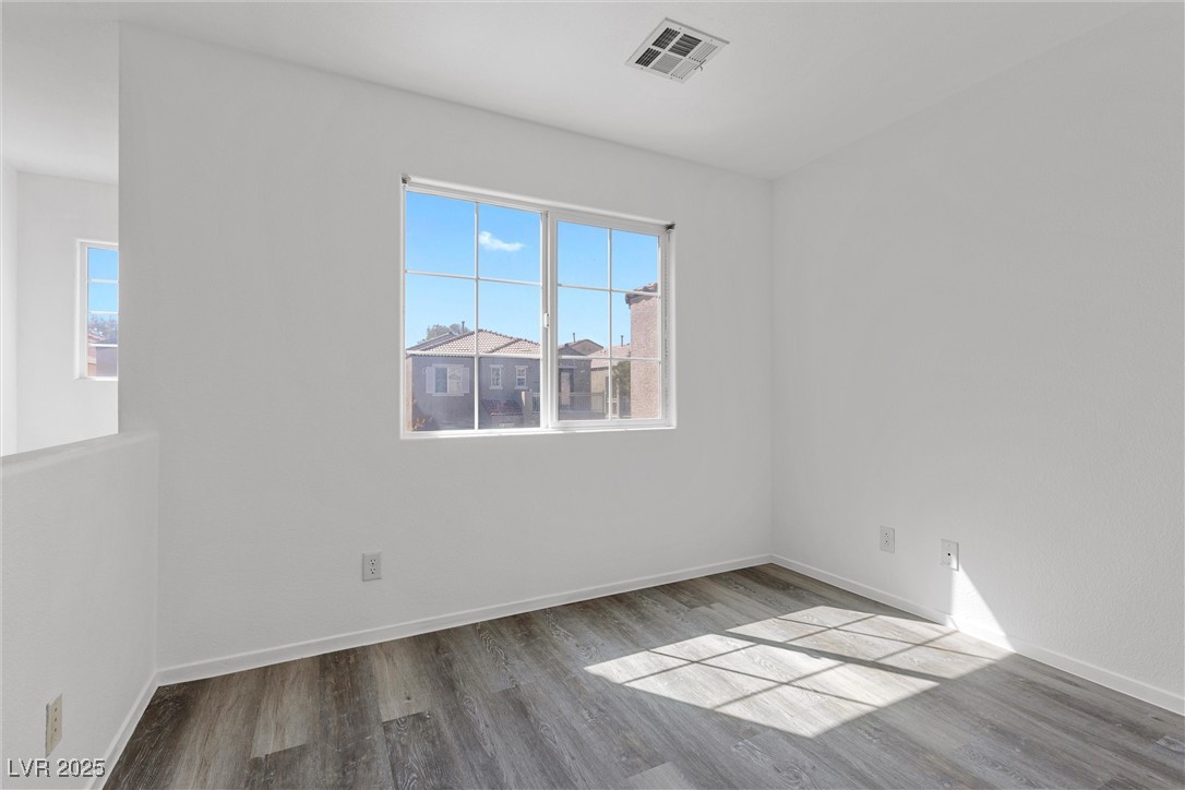 Las Vegas, Nevada 89148, United States, 2 Bedrooms Bedrooms, ,3 BathroomsBathrooms,Residential,Active,90620