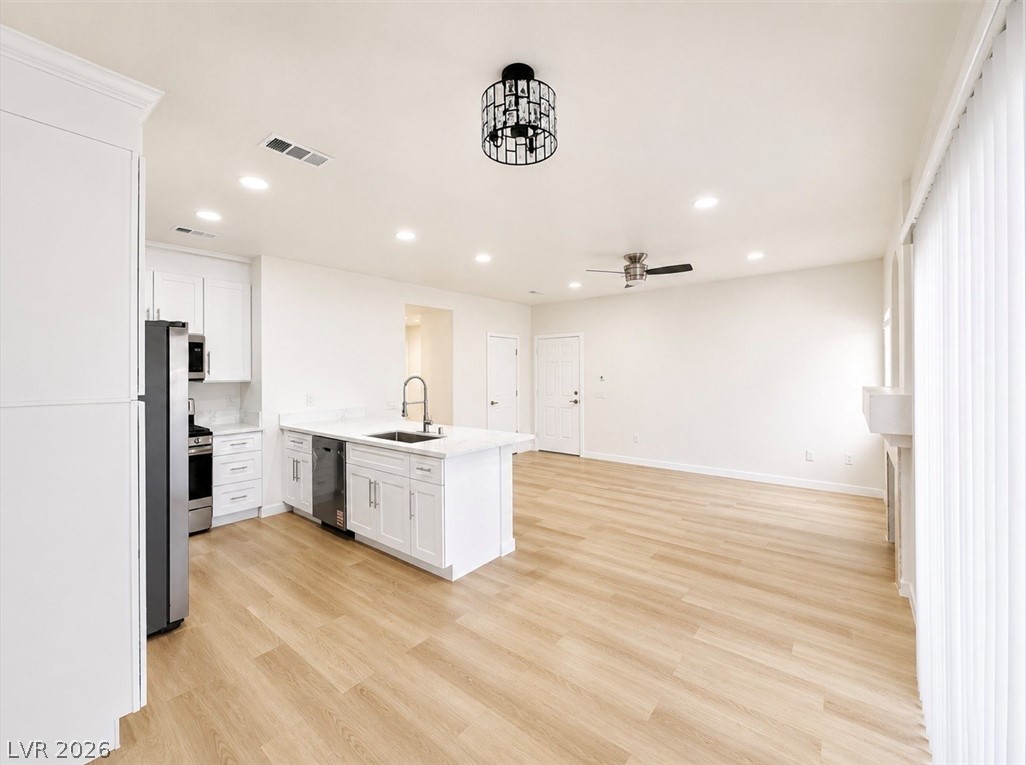 5415 W Harmon Avenue 1017