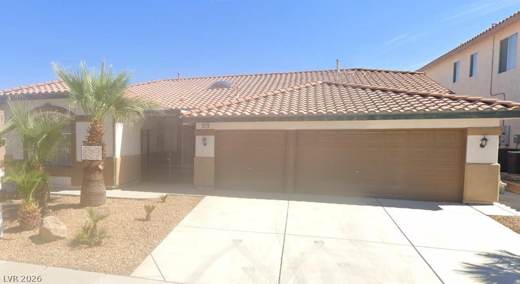 Photo of 1028 Triumphant Street, Henderson, NV 89052 (MLS # 2810256)