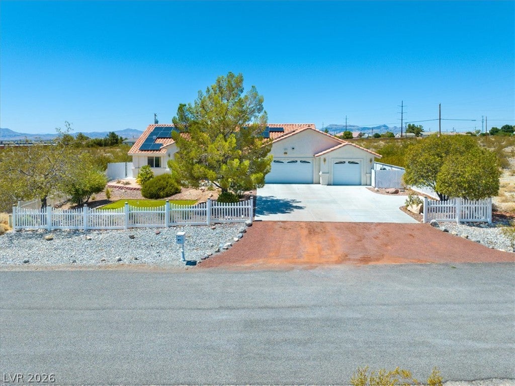 2300 Arado Lane