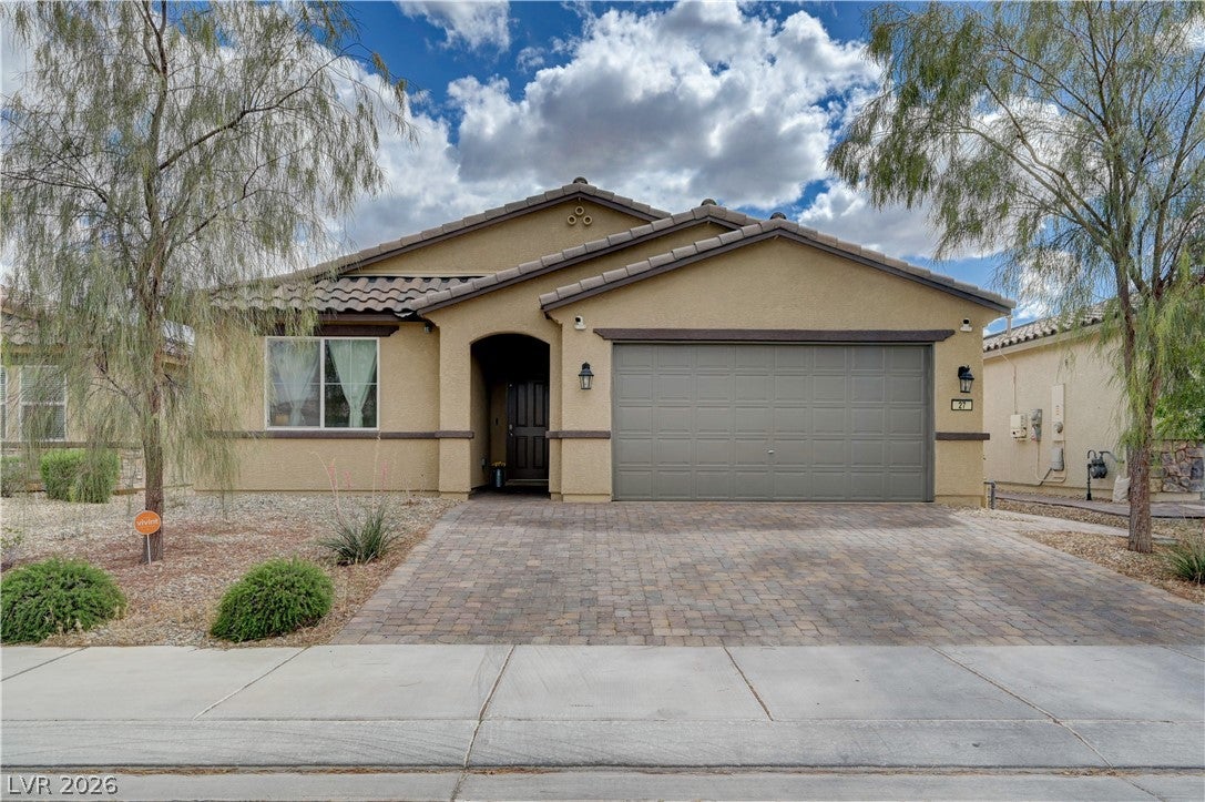27 Red Sandstone Avenue