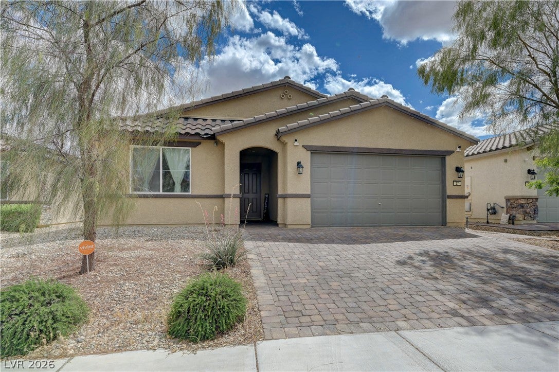 27 Red Sandstone Avenue