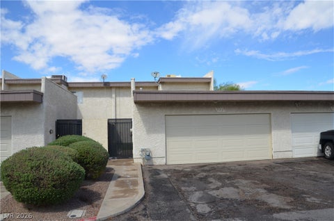 Townhouse For Sale - 773 Cathy Lane<br/> Henderson, NV 89015