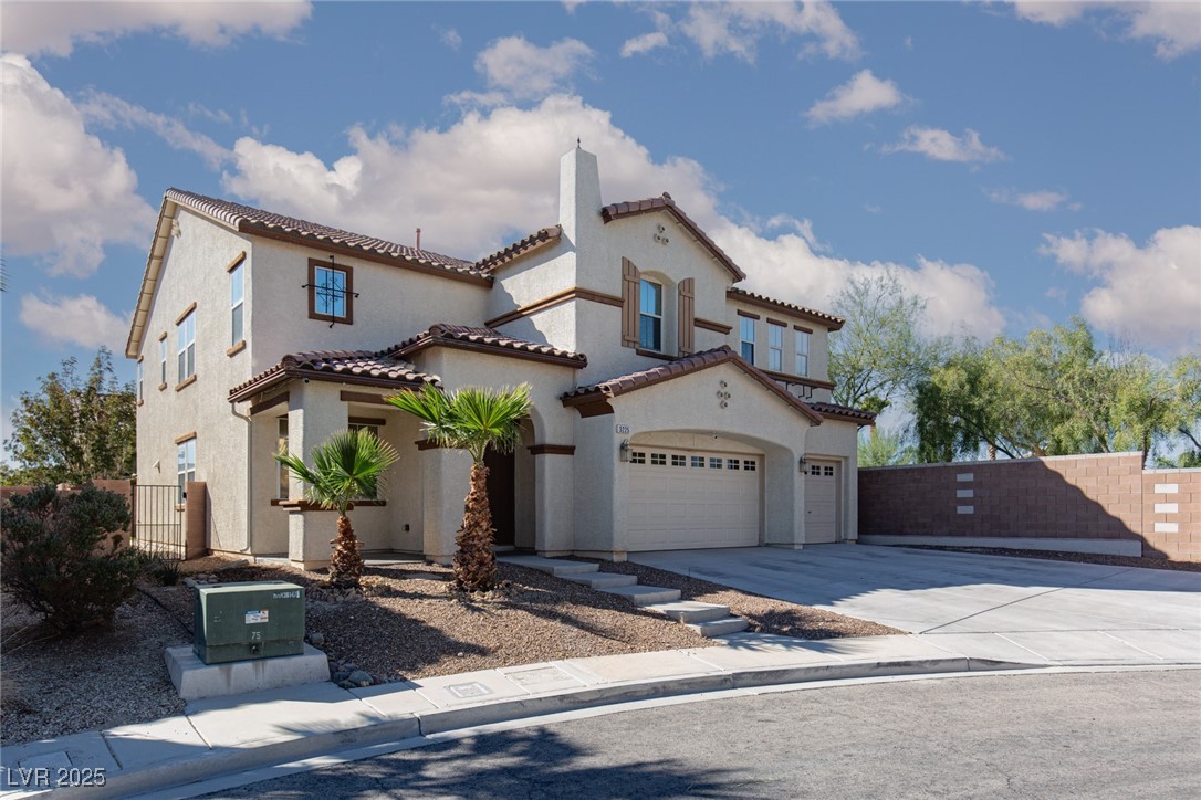 3225 Villa Pisani Court