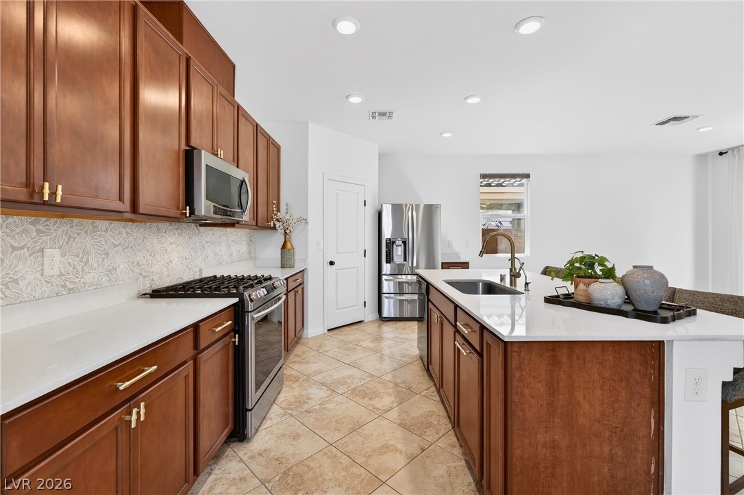 7035 Toll Mountain Street