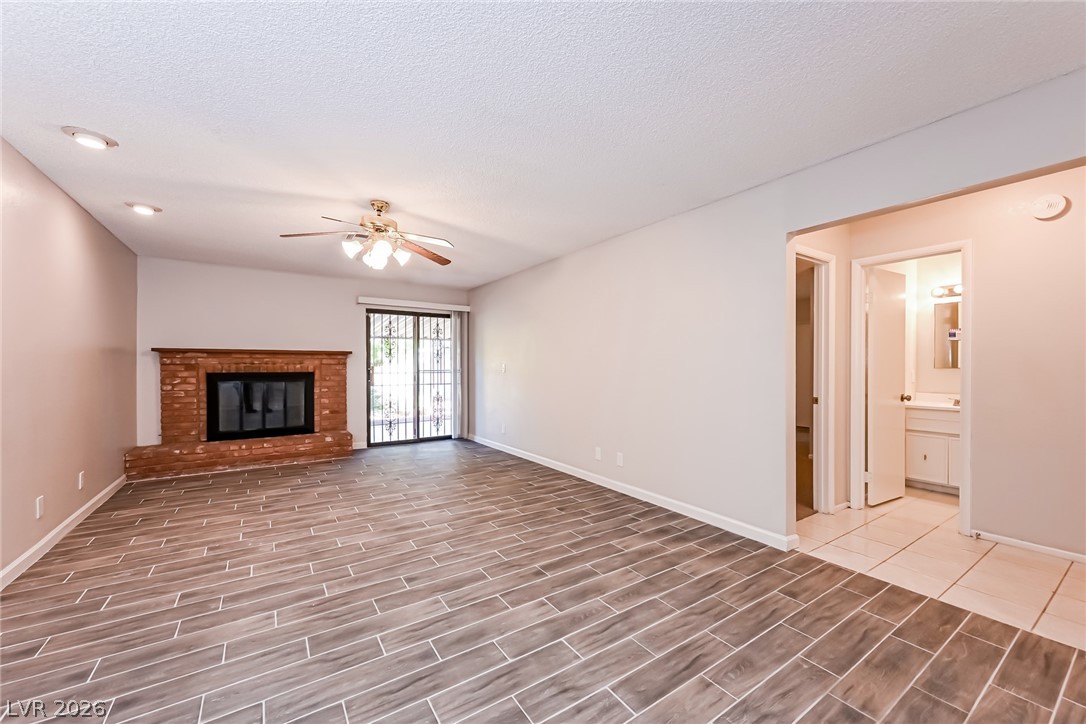 3212 Lark Circle