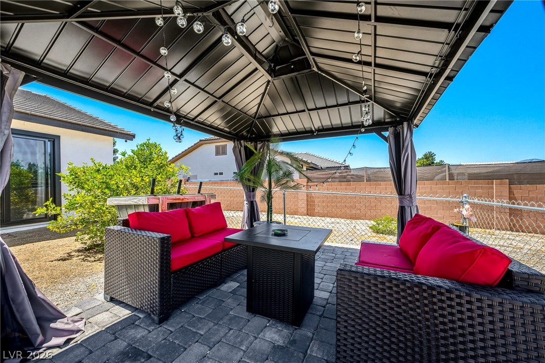 5860 Santovito Street