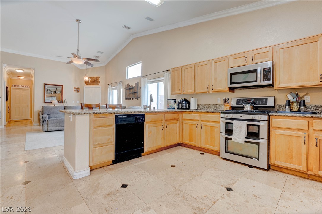 732 Cowboy Cross Avenue