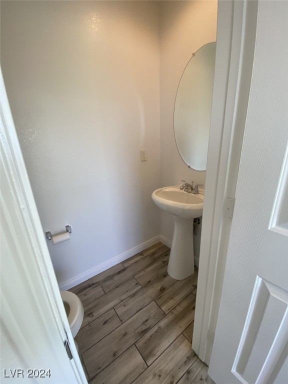Las Vegas, Nevada 89139, United States, 3 Bedrooms Bedrooms, ,3 BathroomsBathrooms,Residential,Pending,32325