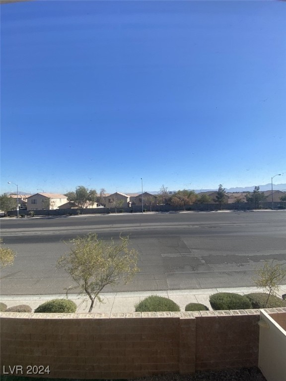 Las Vegas, Nevada 89139, United States, 3 Bedrooms Bedrooms, ,3 BathroomsBathrooms,Residential,Pending,32325