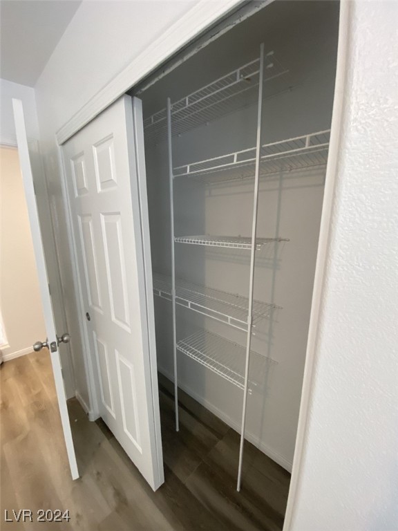 Las Vegas, Nevada 89139, United States, 3 Bedrooms Bedrooms, ,3 BathroomsBathrooms,Residential,Pending,32325