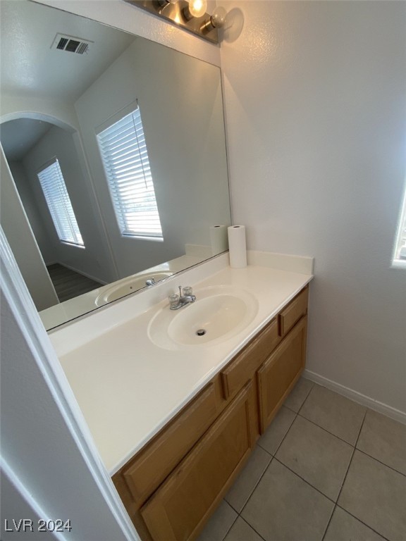 Las Vegas, Nevada 89139, United States, 3 Bedrooms Bedrooms, ,3 BathroomsBathrooms,Residential,Pending,32325