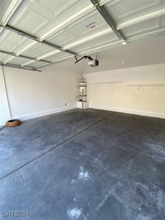 Las Vegas, Nevada 89139, United States, 3 Bedrooms Bedrooms, ,3 BathroomsBathrooms,Residential,Pending,32325