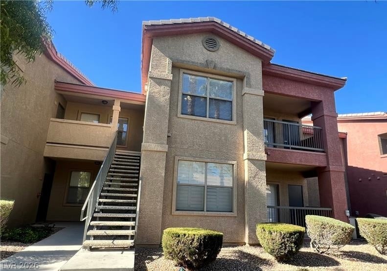 8000 W Badura Avenue 1045