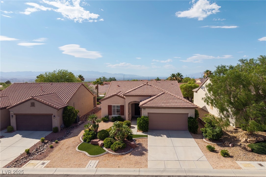 2360 Aztec Ruin Way