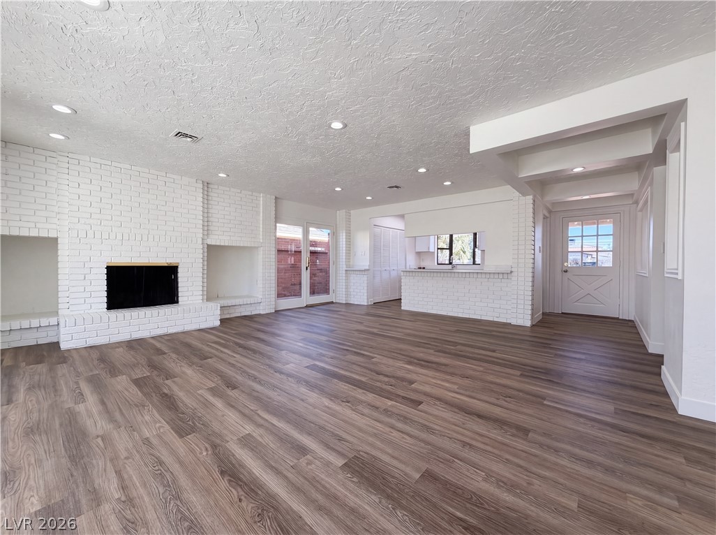 3800 El Portal Avenue