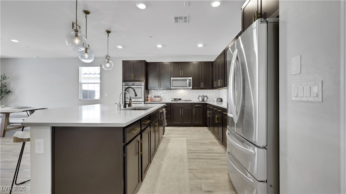 Henderson, Nevada 89044, United States, 3 Bedrooms Bedrooms, ,3 BathroomsBathrooms,Residential,Active,234767