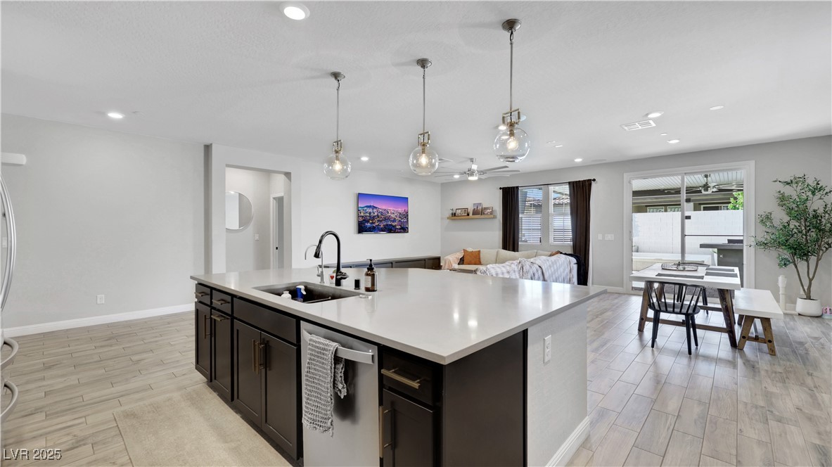 Henderson, Nevada 89044, United States, 3 Bedrooms Bedrooms, ,3 BathroomsBathrooms,Residential,Active,234767