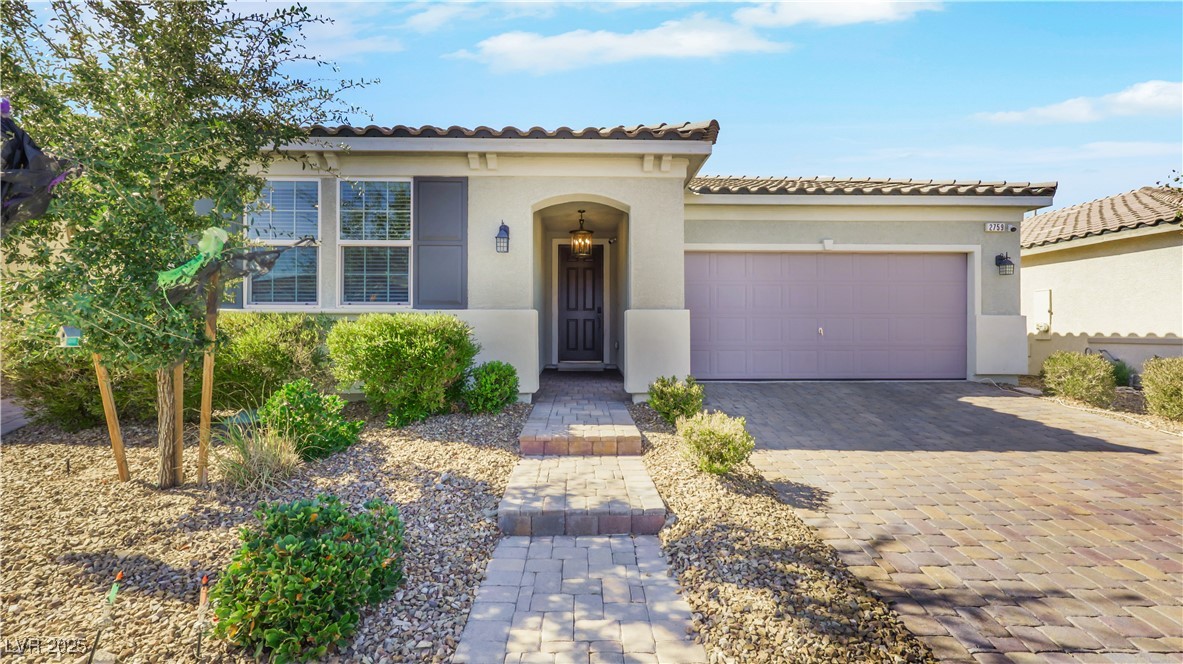 2759 Alta Vista Street