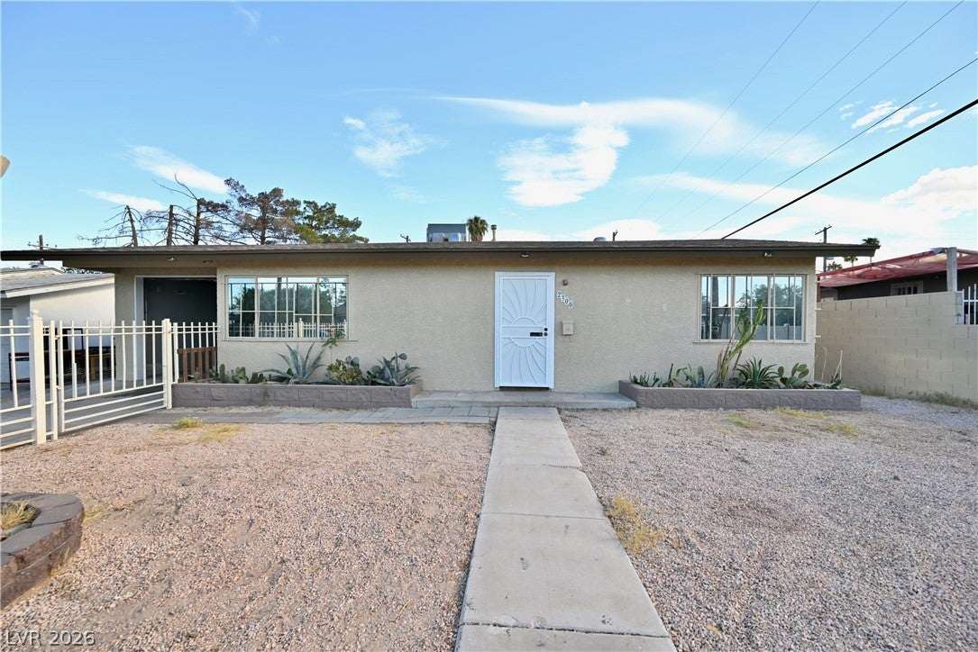2300 Isabelle Avenue