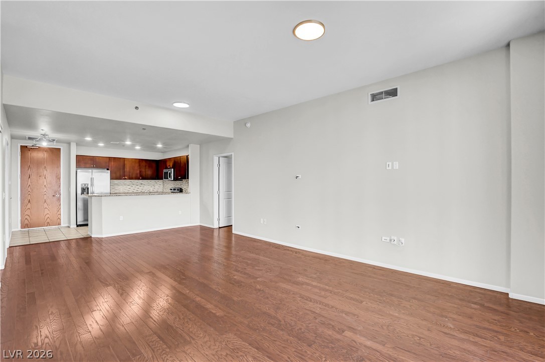 8255 Las Vegas Boulevard 1116