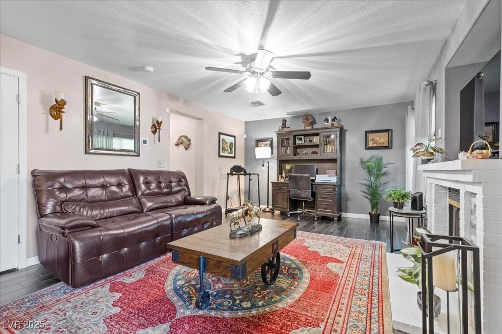 Henderson, Nevada 89074, United States, 3 Bedrooms Bedrooms, ,2 BathroomsBathrooms,Residential,Active,194145