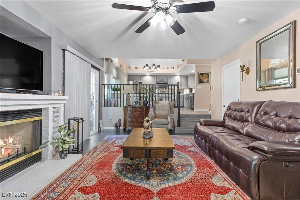 Henderson, Nevada 89074, United States, 3 Bedrooms Bedrooms, ,2 BathroomsBathrooms,Residential,Active,194145