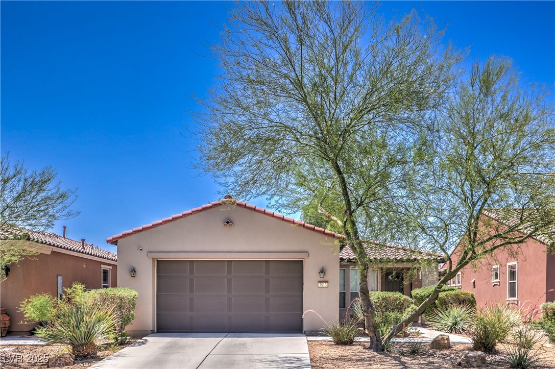 3813 Jasmine Heights Avenue