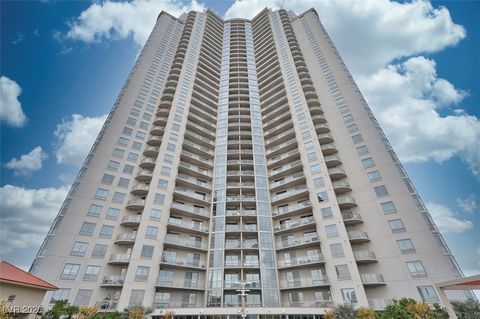 Tiny photo for 200 W Sahara Avenue #1405, Las Vegas, NV 89102 (MLS # 2745392)