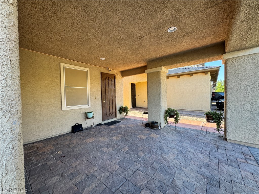 2753 Sunrise Bluff Drive