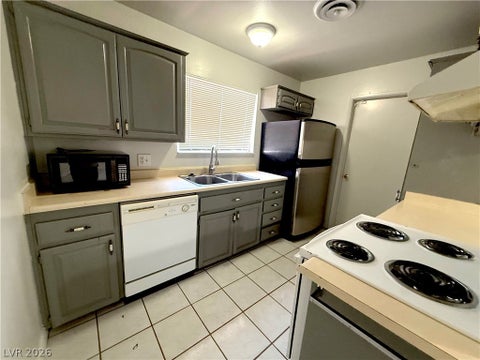 Homes For Rent - 5908 Carmen Boulevard<br/> Las Vegas, NV 89108