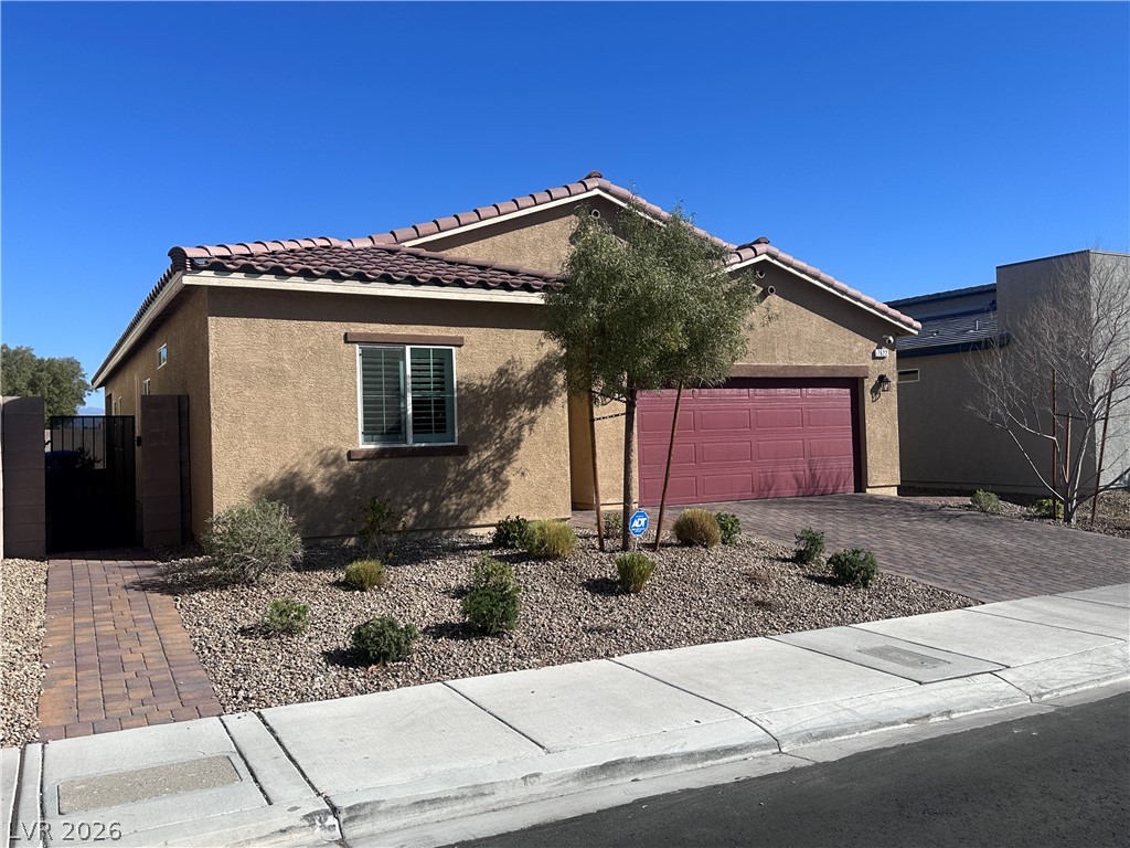 7622 W Diablo Drive