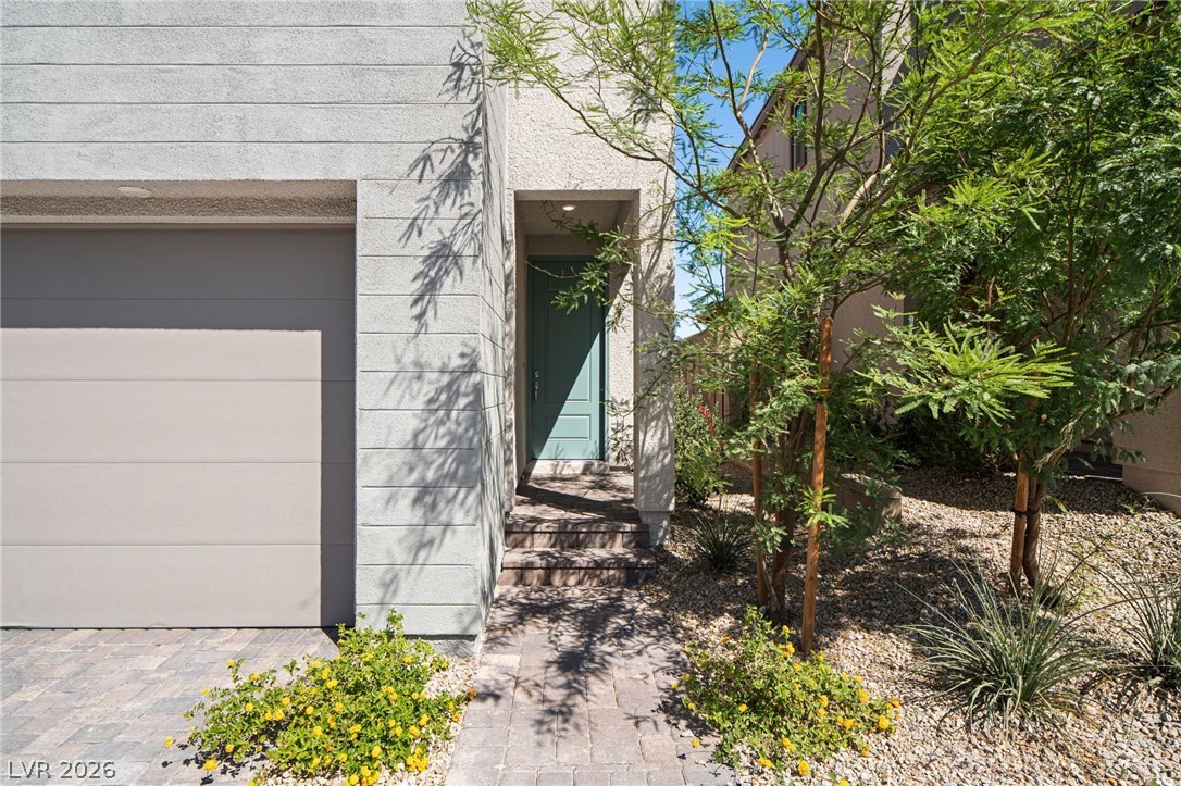 1606 Rock Kestrel Street