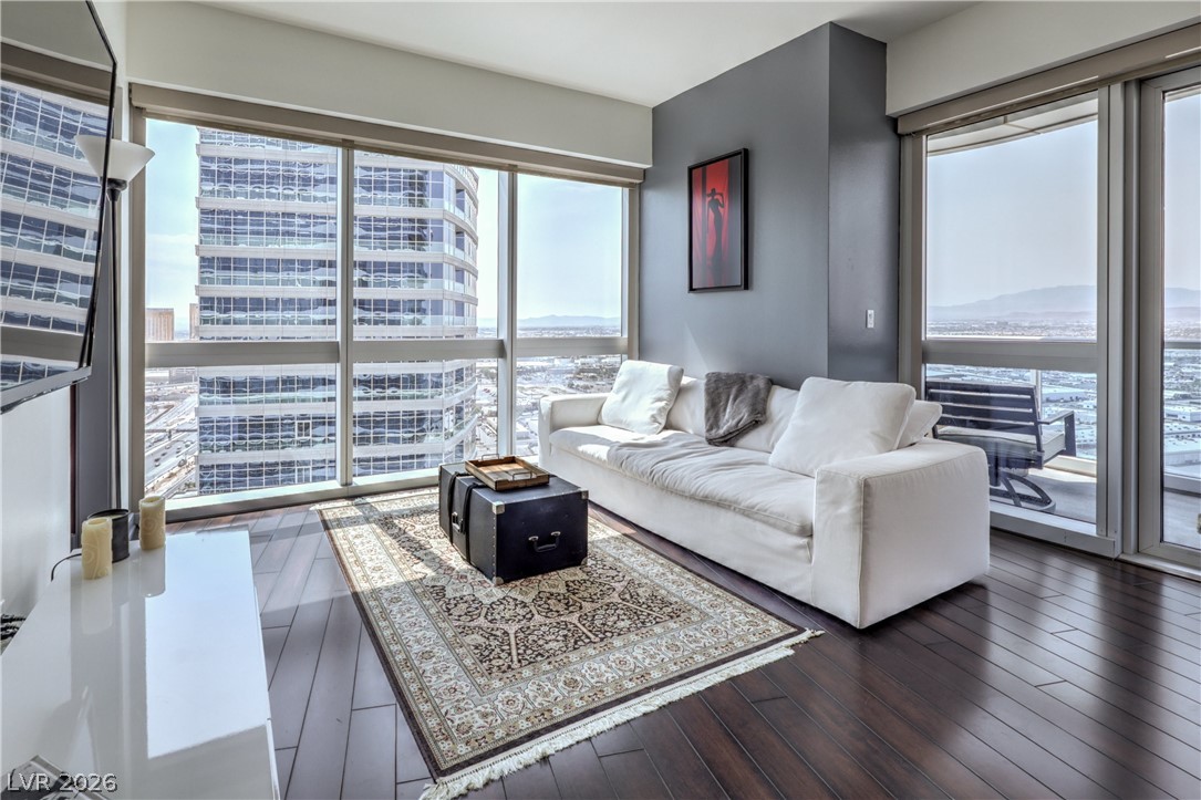 4471 Dean Martin Drive 3201
