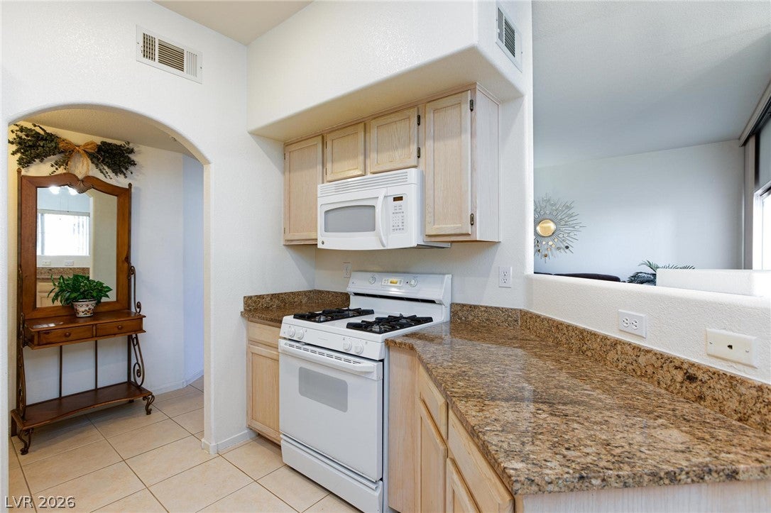 6480 Annie Oakley Drive 511