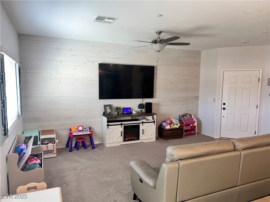 2585 Amazing Meadows Avenue 1007