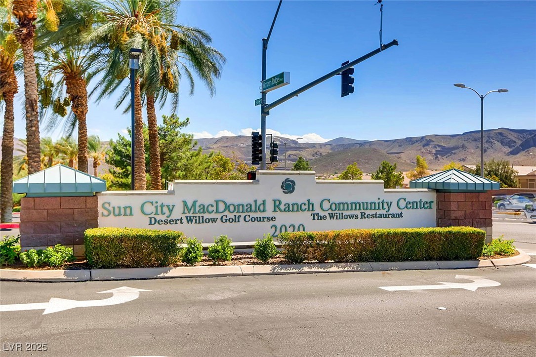 2105 Poppywood Avenue, Henderson, Nevada image 2