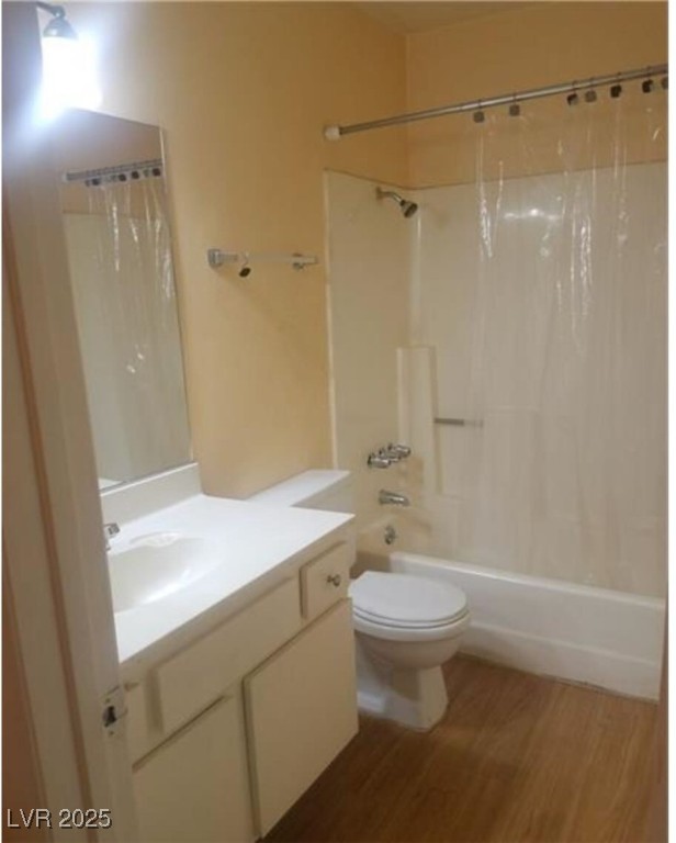 Las Vegas, Nevada 89119, United States, 2 Bedrooms Bedrooms, ,2 BathroomsBathrooms,Residential,Active,110768