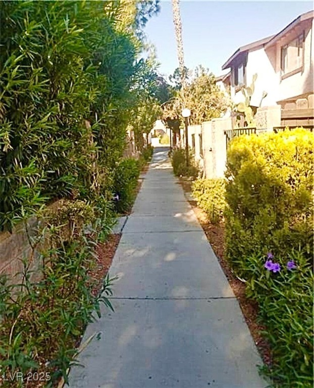 Las Vegas, Nevada 89119, United States, 2 Bedrooms Bedrooms, ,2 BathroomsBathrooms,Residential,Active,110768