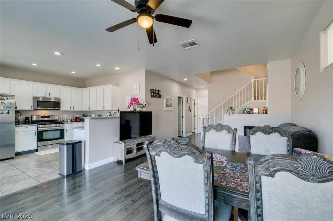 3816 Hollycroft Drive