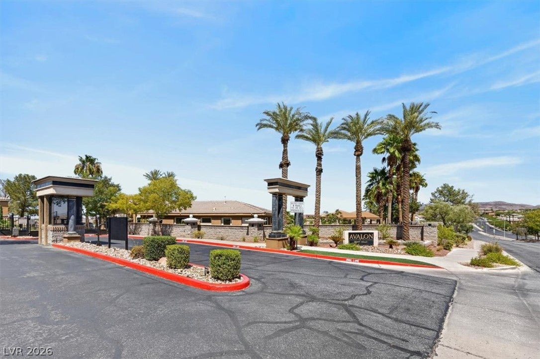 2900 Sunridge Heights Parkway 1022