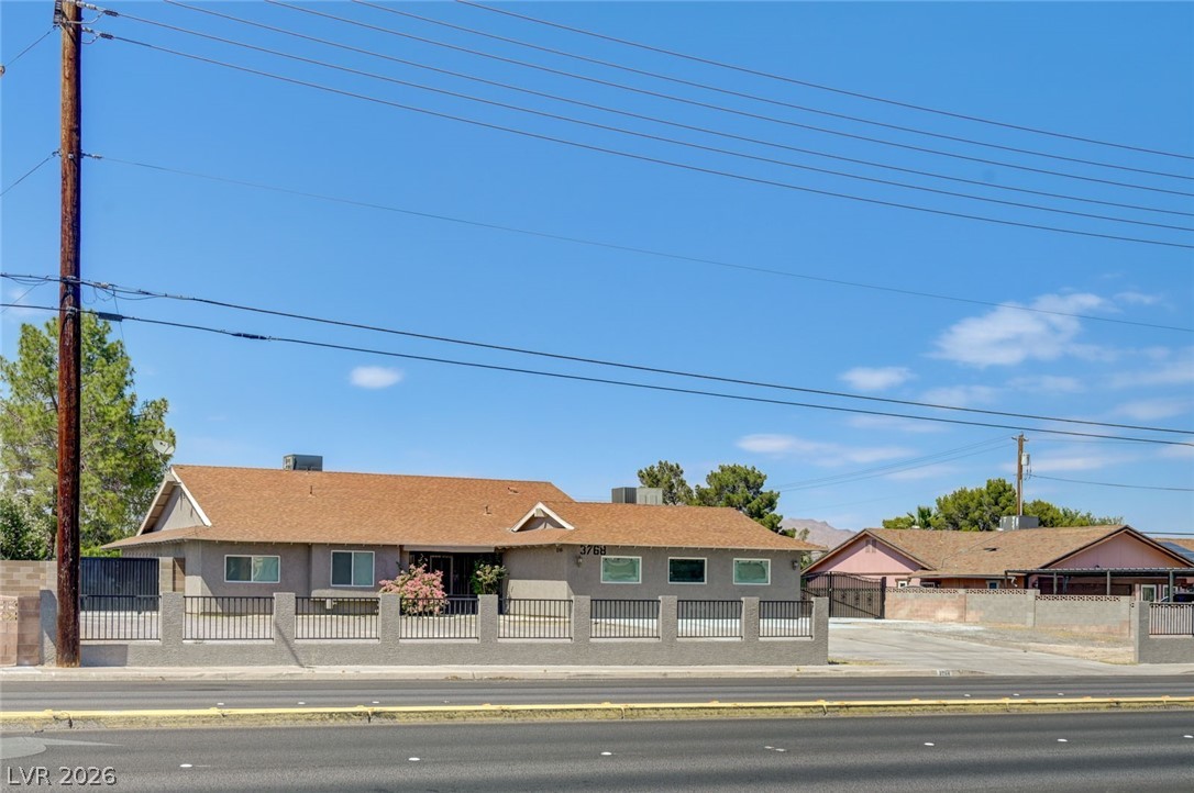 3768 E Russell Road