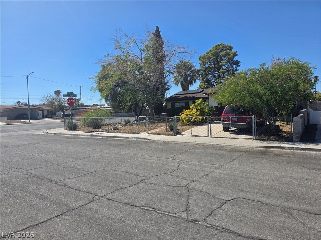 Photo of 5289 Reeder Circle, Las Vegas, NV 89119 (MLS # 2824192)